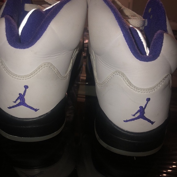 Jordan 5s - Picture 2 of 7